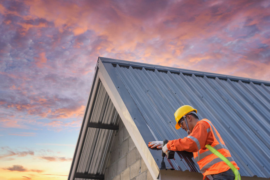 Preventative Maintenance for Commercial Roofs A Contractor Secret Weapon