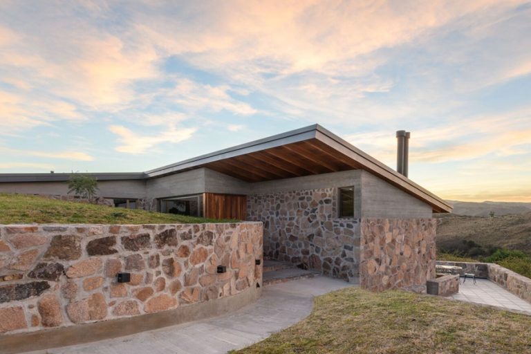 Marble and Limestone Tiles: A Refined Choice for Timeless Architecture